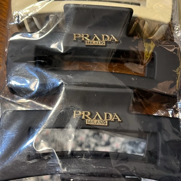 Customize Designer inspired hair clips matte - Picture 4 of 6